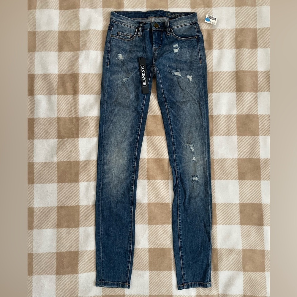 Blank NYC size 24 Blue Distressed Denim Jeans New with Tags
